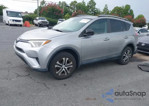 2017 Toyota Rav4 Le z USA, uszkodzony, nr VIN 2T3ZFREV8HW317952